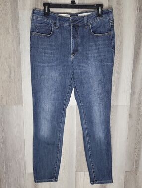 Pilcro Anthropologie High Rise Denim Legging Jeans 31 Ankle Everyday Denim